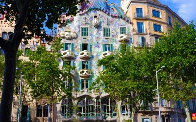 La Barcelona de Gaudí: del legado de un arquitecto visionario al compromiso con el futuro del planeta