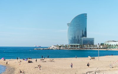 Playas de Barcelona: sol, mar y compromiso medioambiental