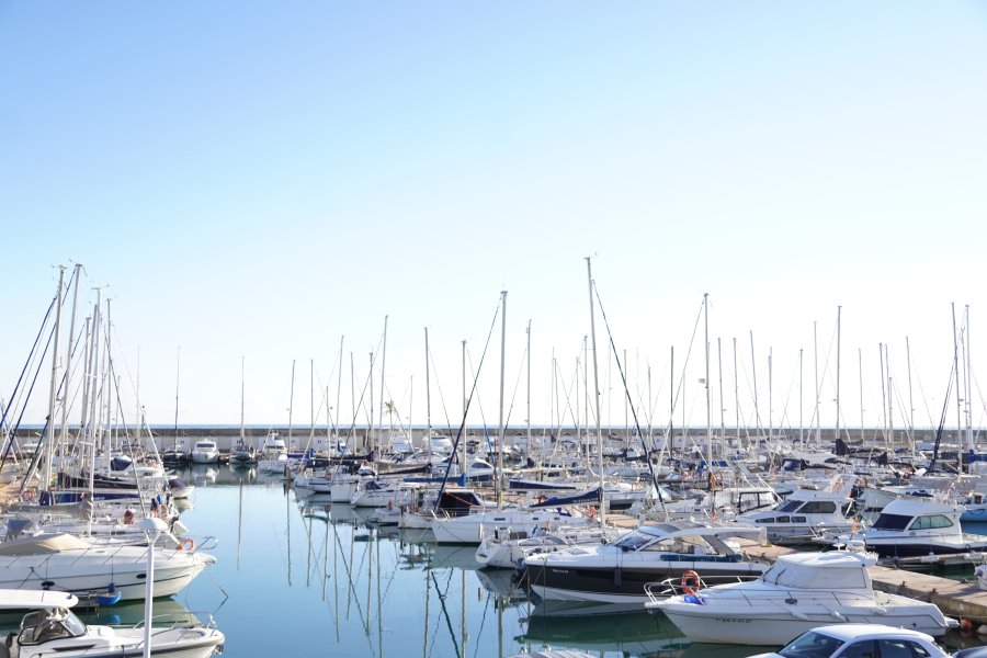 A marina with a focus on minimal environmental impact