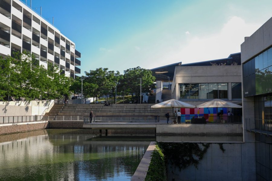 The Barcelona Climate Shelter Network: spaces that care for people